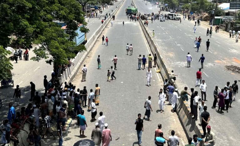 জুলাই, ২০২৪ যাত্রাবাড়ী এলাকার আন্দোলনের ছবি