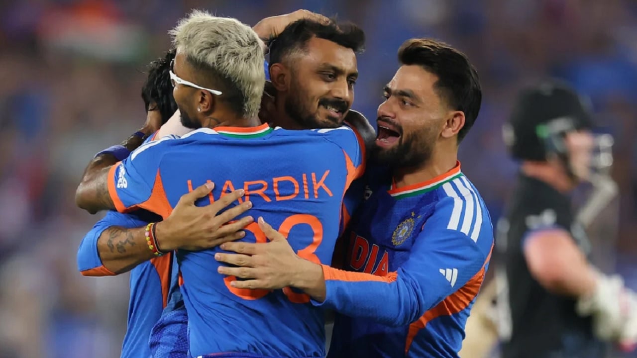 চ্যাম্পিয়নের মতো খেলেই আবারও বিশ্ব চ্যাম্পিয়ন ভারত