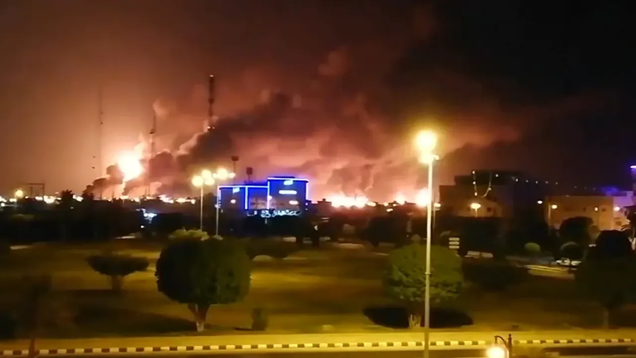 সৌদিতে ক্ষেপণাস্ত্র হামলা, বাংলাদেশিসহ নিহত ২