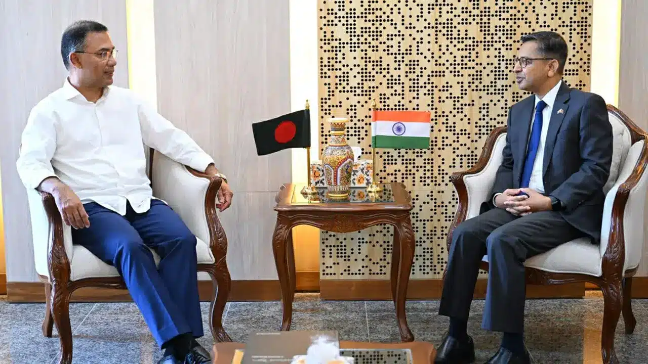 প্রধানমন্ত্রীর সঙ্গে ভারতীয় হাইকমিশনারের সাক্ষাৎ