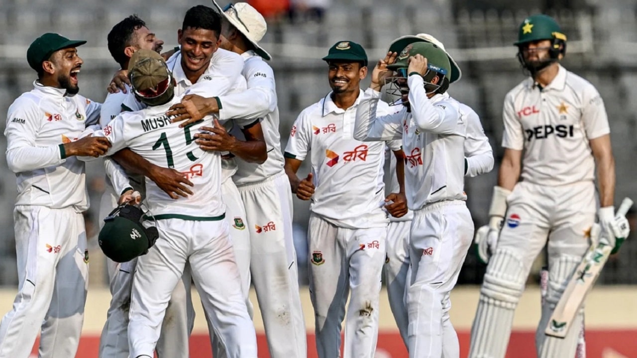 পাকিস্তানের বিরুদ্ধে টস হেরে ব্যাটিংয়ে বাংলাদেশ, একাদশে পরিবর্তন