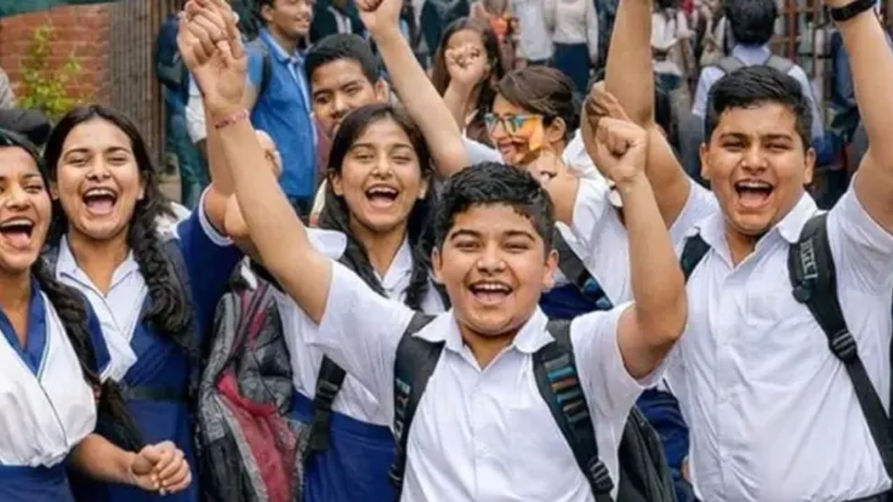 ঈদে স্কুল-কলেজে ১৬, মাদ্রাসায় ছুটি ২১ দিন