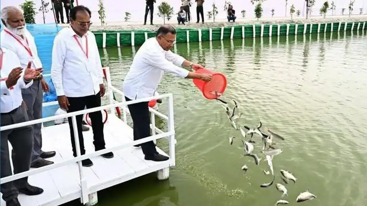 পদ্মা ও তিস্তা ব্যারেজের কাজ করা হবে : প্রধানমন্ত্রী